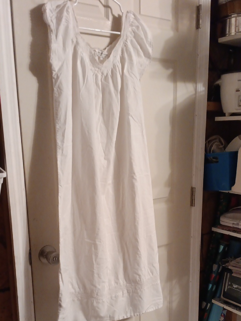 White Cotton Sleeveless Maxi Nightgown